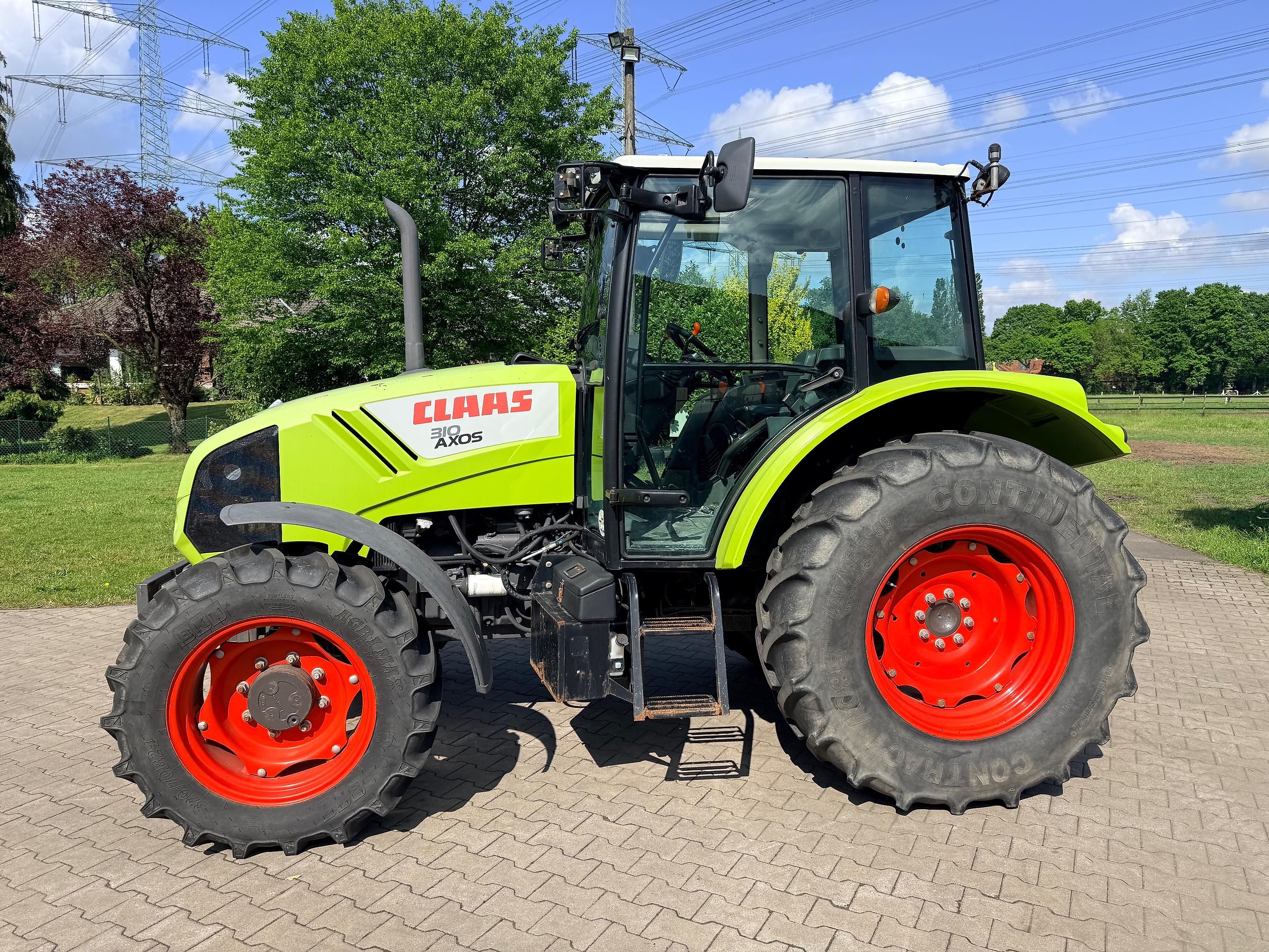 Tracteur Claas Axos 310