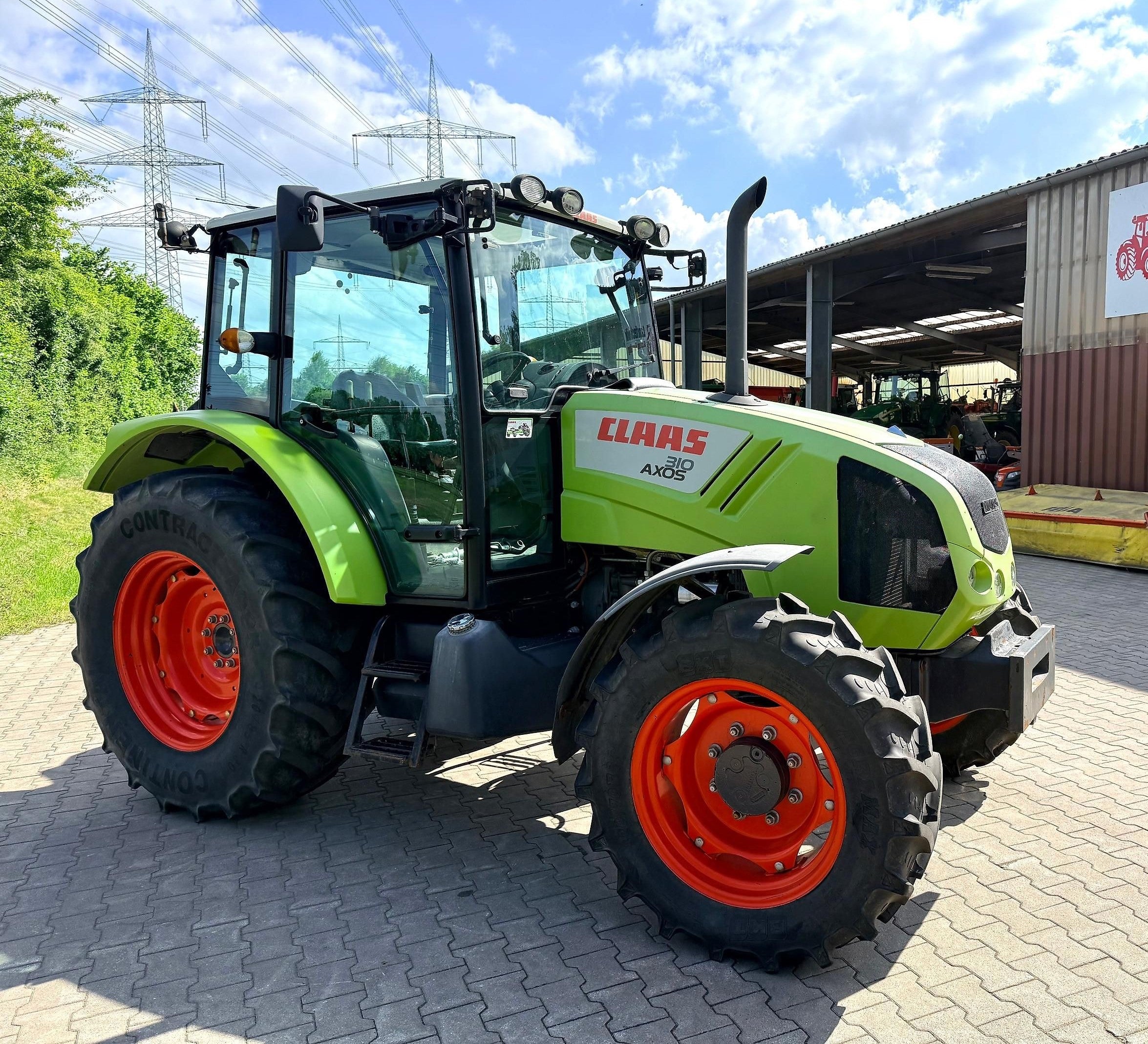 Tracteur Claas Axos 310