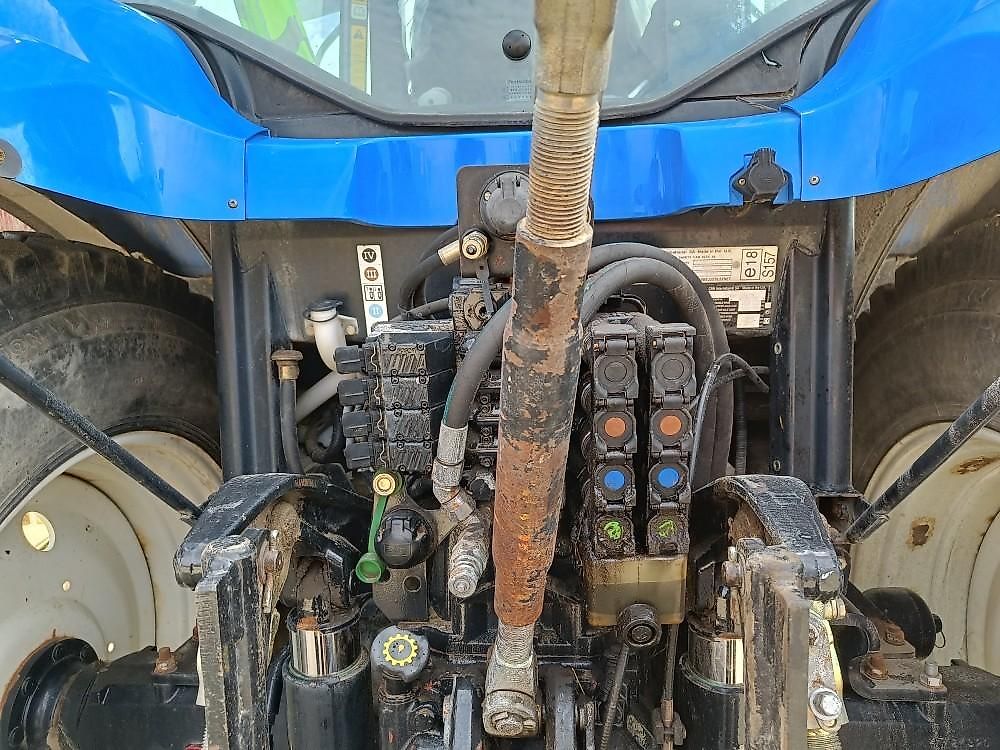 Tracteur New Holland TS135A Plus