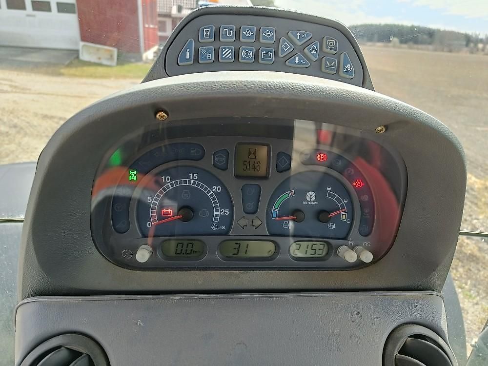 Tracteur New Holland TS135A Plus