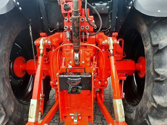 Tracteur McCormick XTX 185