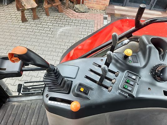 Tracteur McCormick XTX 185