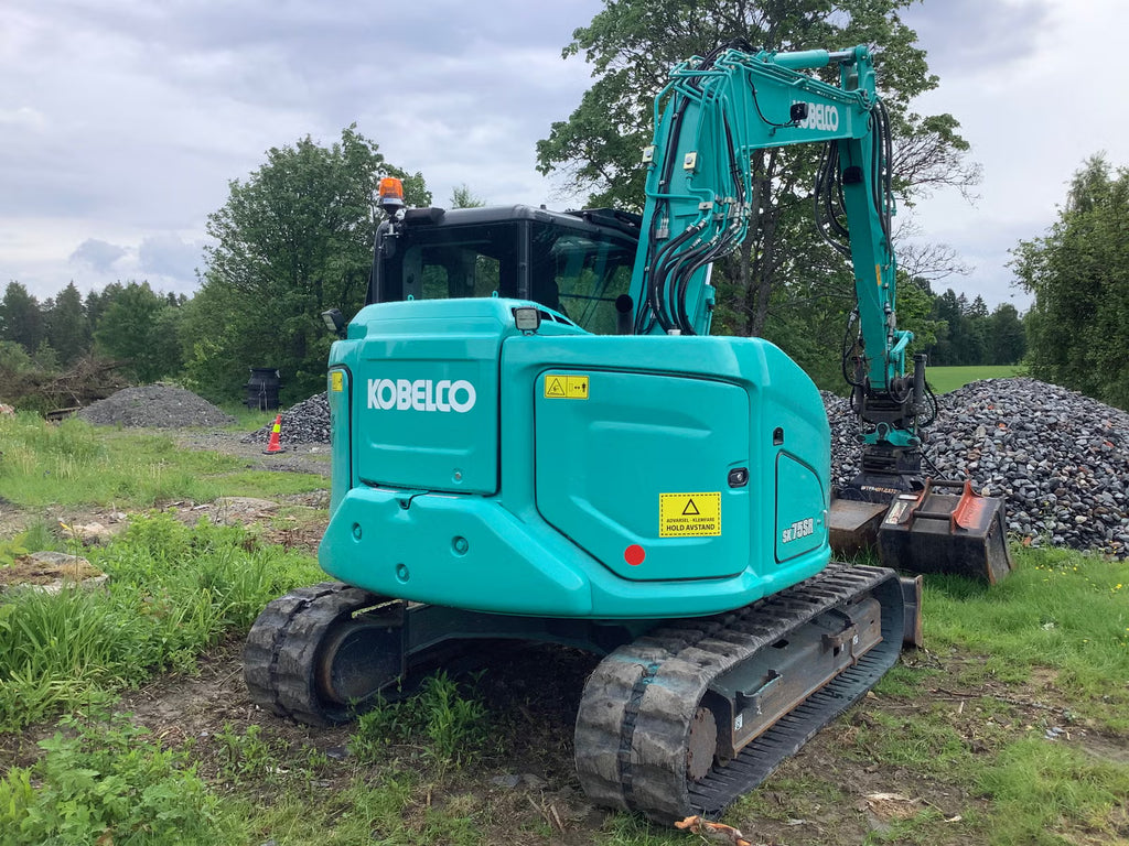 Pelle Kobelco SK75SR-7