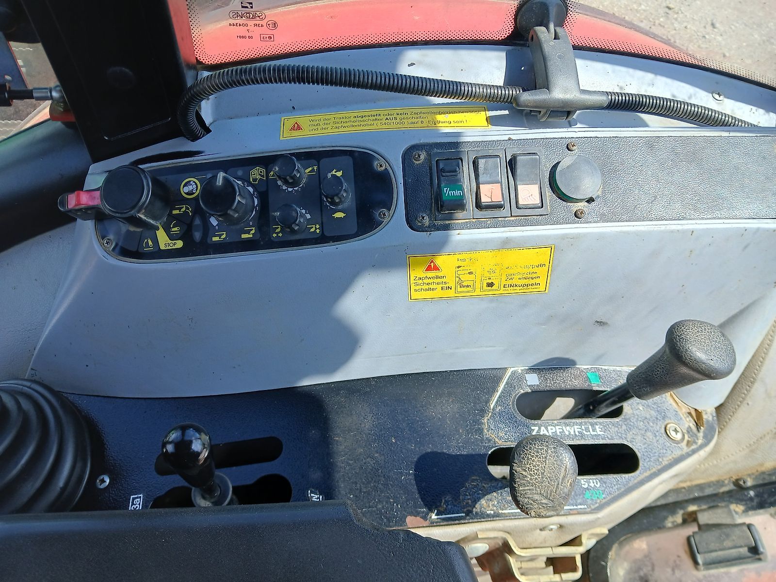 Tracteur Lindner Geotrac 103 A