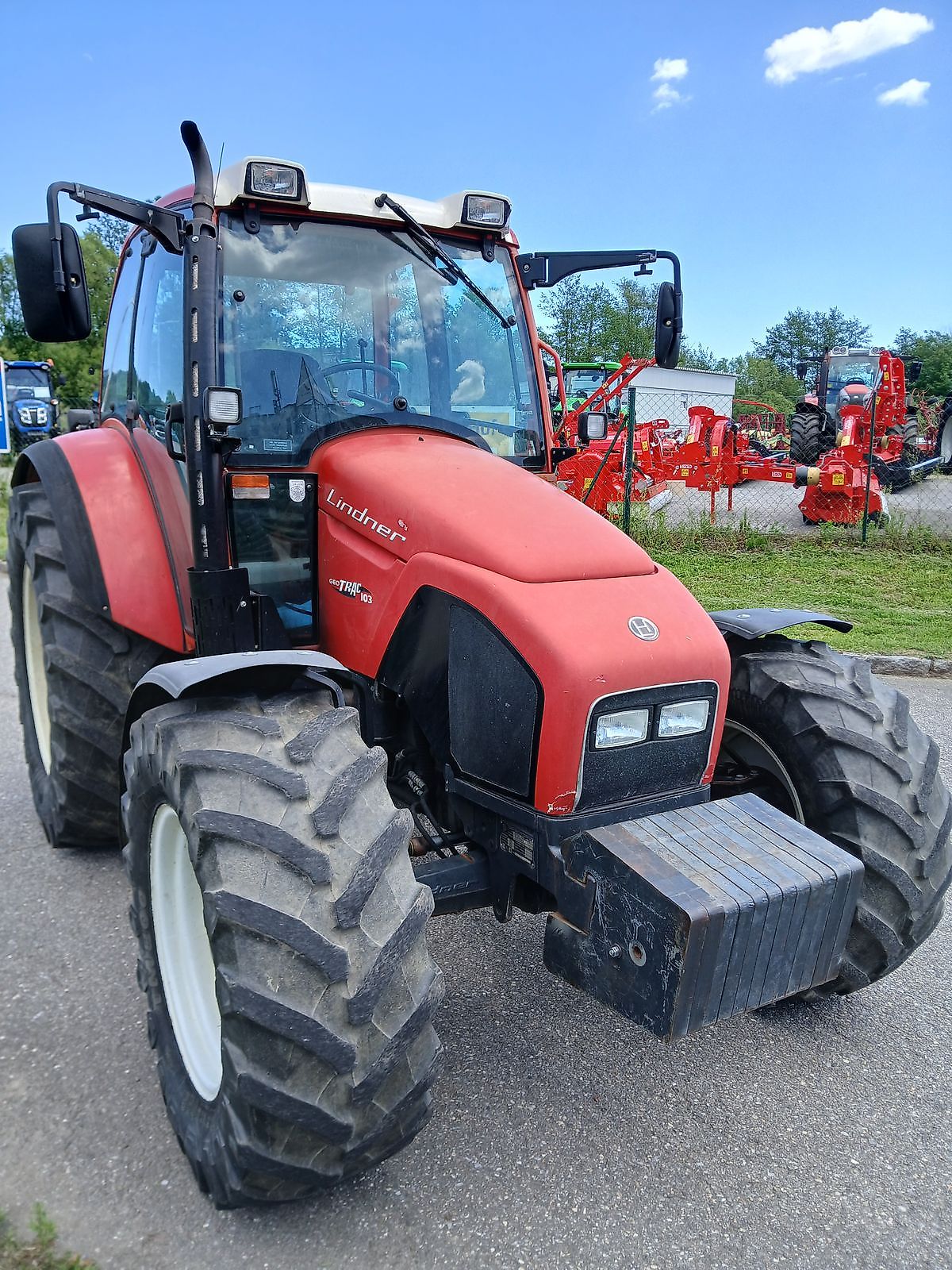 Tracteur Lindner Geotrac 103 A
