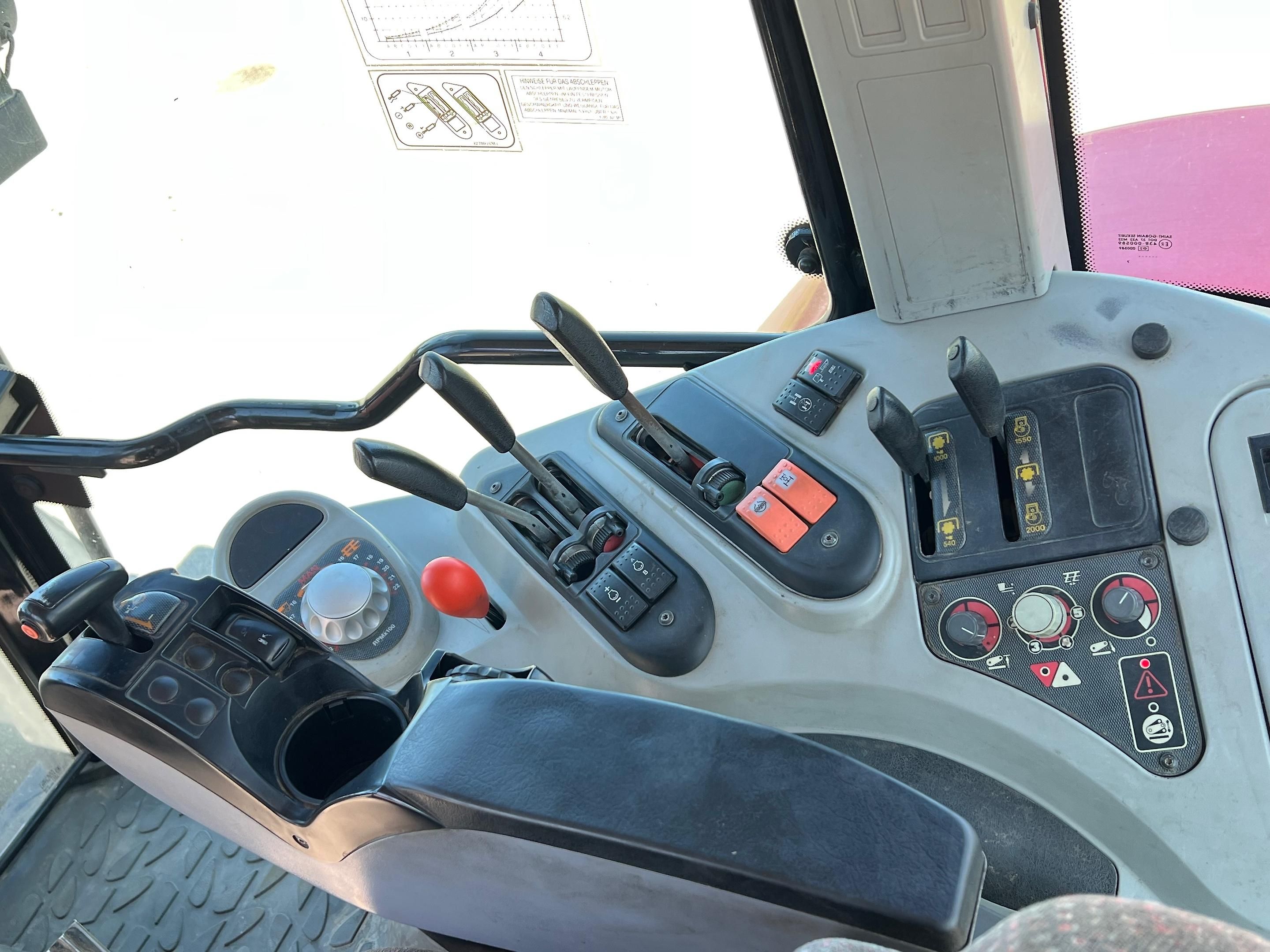 Tracteur Massey Ferguson 6480 Dyna-6