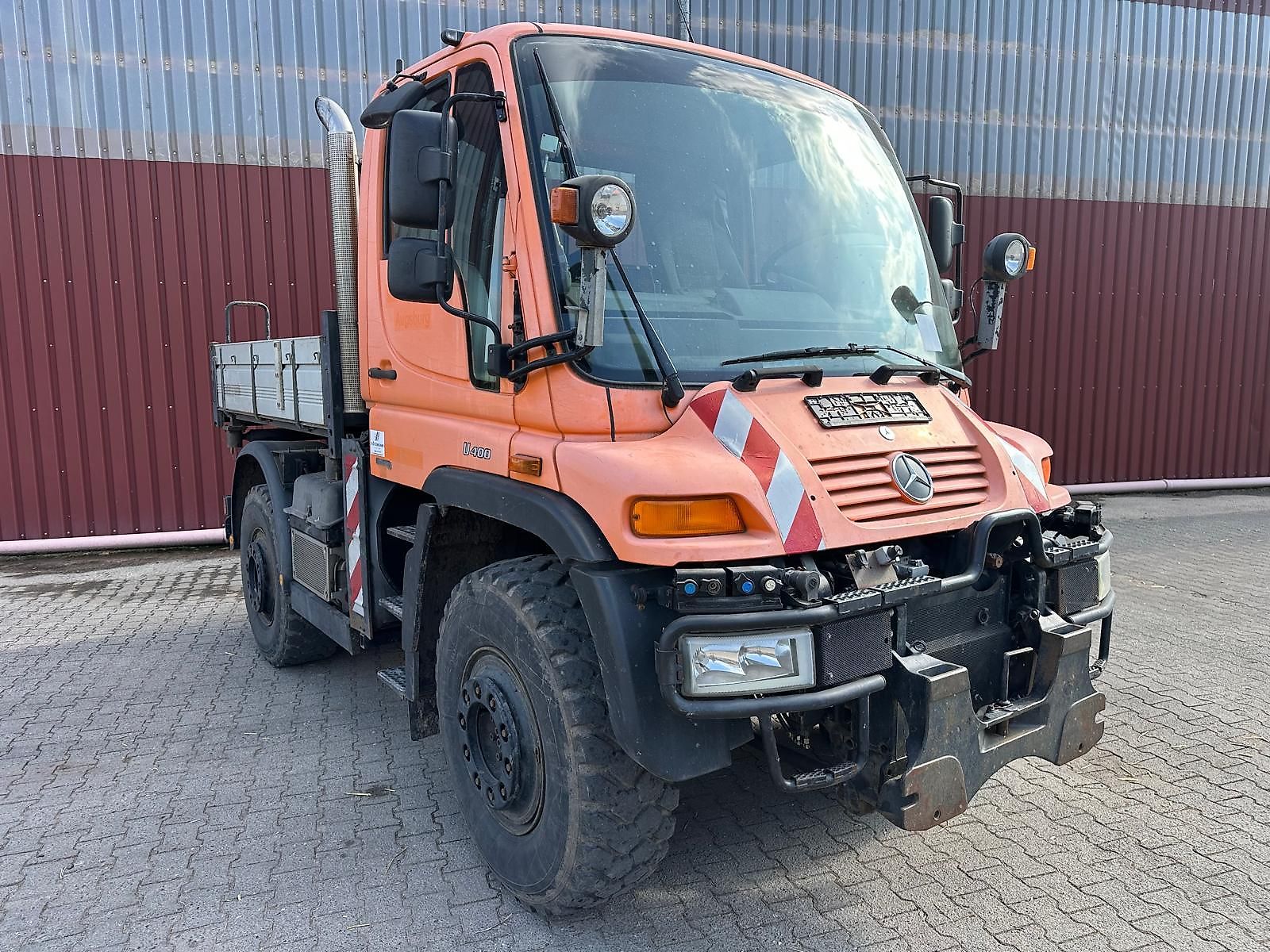 Unimog Mercedes-Benz U400
