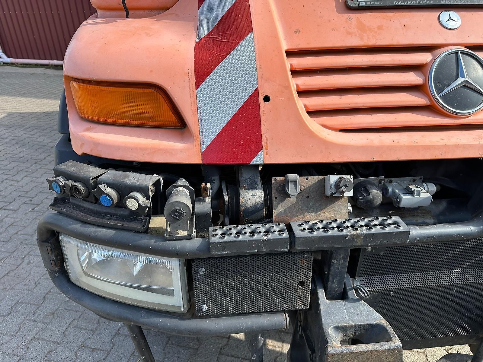 Unimog Mercedes-Benz U400