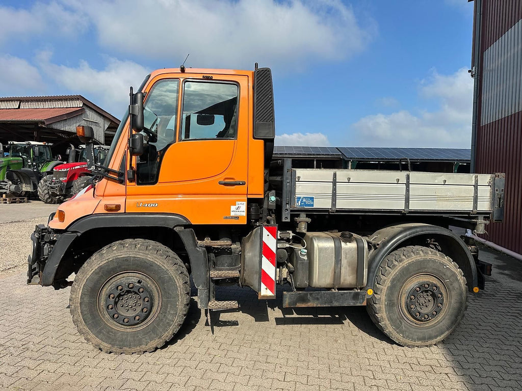 Unimog Mercedes-Benz U400