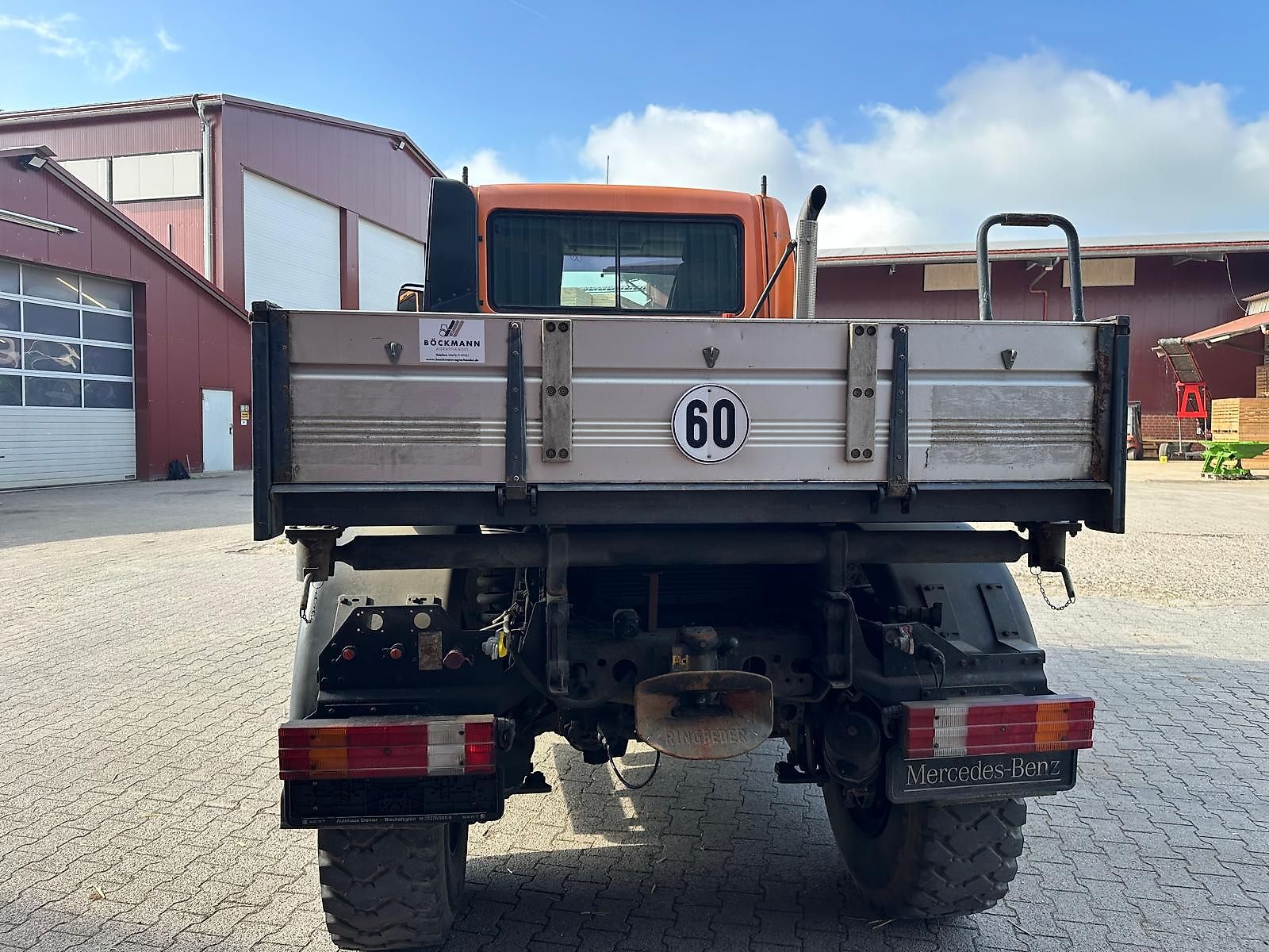Unimog Mercedes-Benz U400
