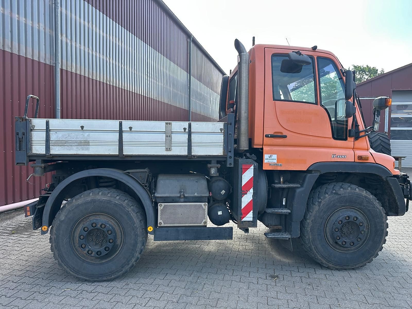 Unimog Mercedes-Benz U400