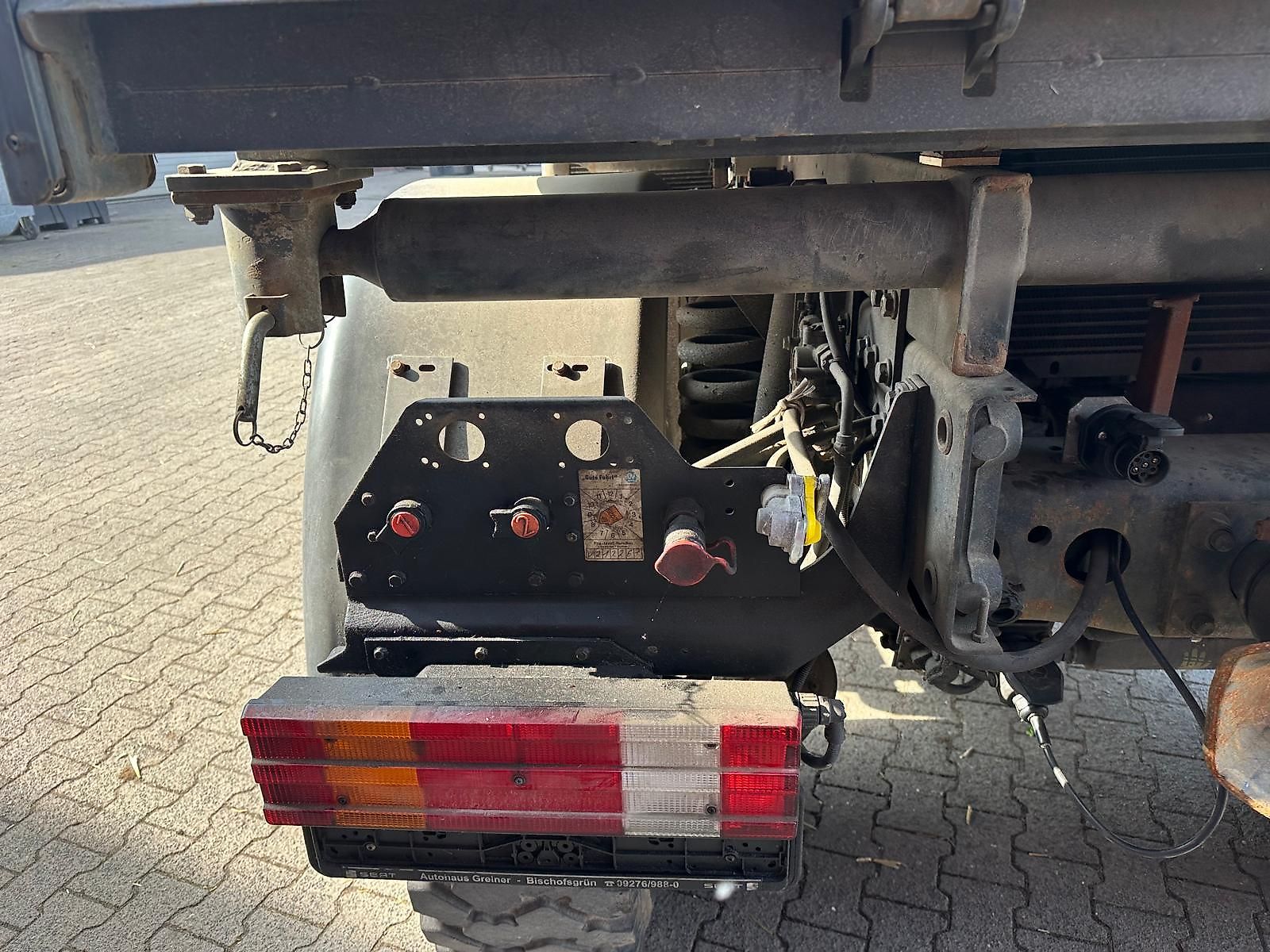 Unimog Mercedes-Benz U400