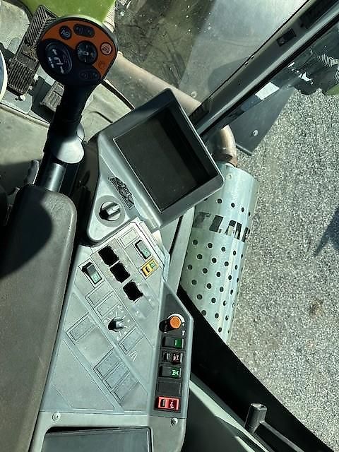 Tracteur Claas Xerion 3300 Trac