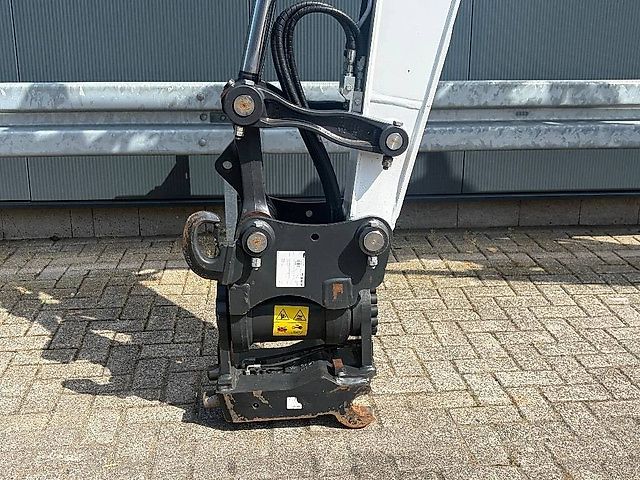 Mini Pelle Bobcat E88 R2