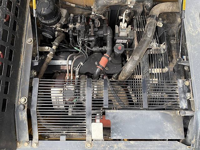 Pelle Komatsu PW180-10 + OilQuick OQ70-55