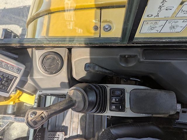 Mini Pelle Cat 305E2