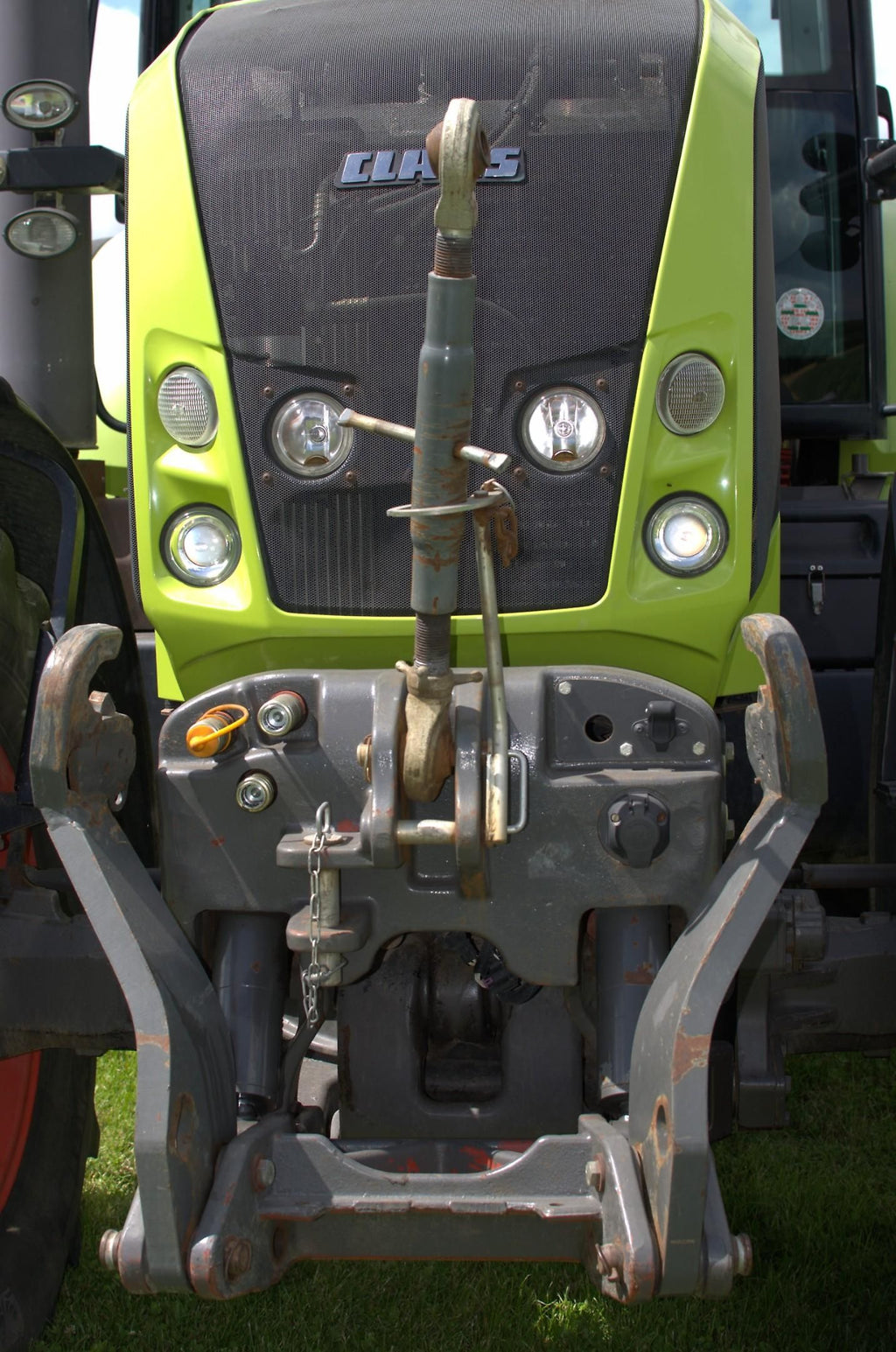 Tracteur Claas Axion 820