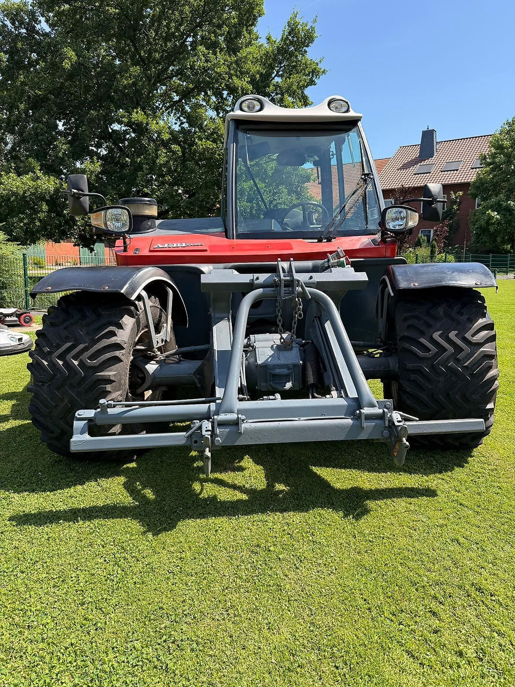Tracteur Aebi Schmidt TT280