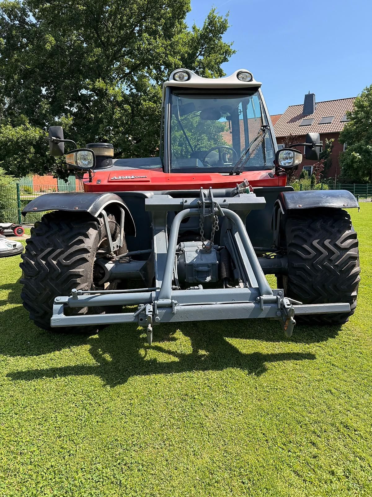 Tracteur Aebi Schmidt TT280