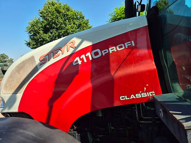 Tracteur Steyr 4110 Profi Classic