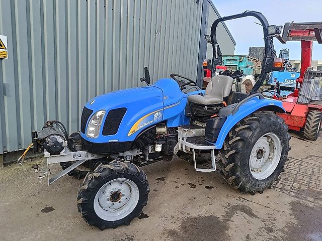 Tracteur New Holland TC 45 DA 4x4 + Treuil avant
