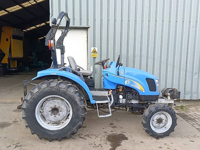 Tracteur New Holland TC 45 DA 4x4 + Treuil avant