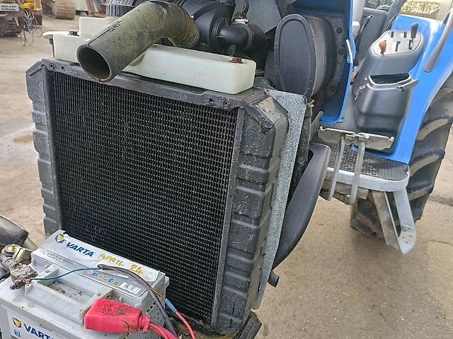 Tracteur New Holland TC 45 DA 4x4 + Treuil avant