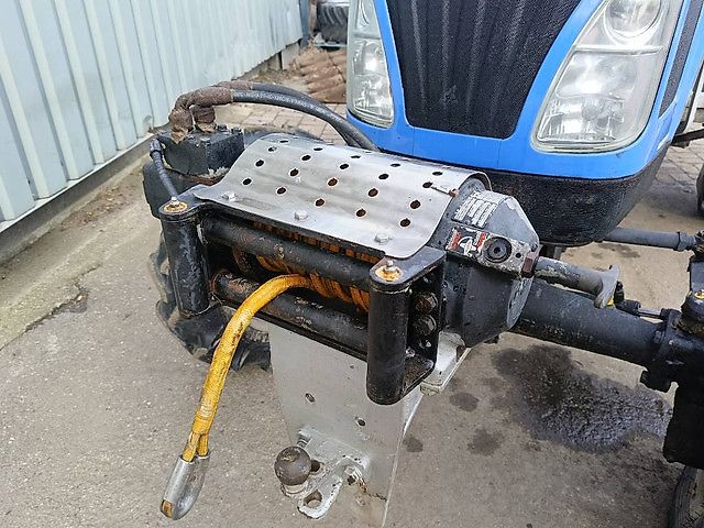 Tracteur New Holland TC 45 DA 4x4 + Treuil avant
