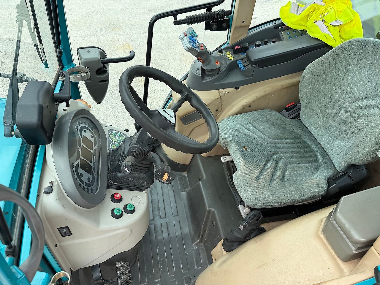 Tracteur Fendt 209F Vario