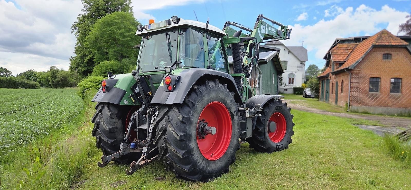 Tracteur Fendt 820 Vario Com3 RTK