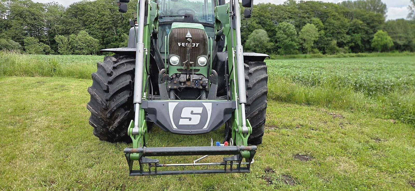 Tracteur Fendt 820 Vario Com3 RTK