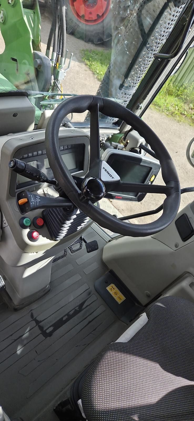 Tracteur Fendt 820 Vario Com3 RTK