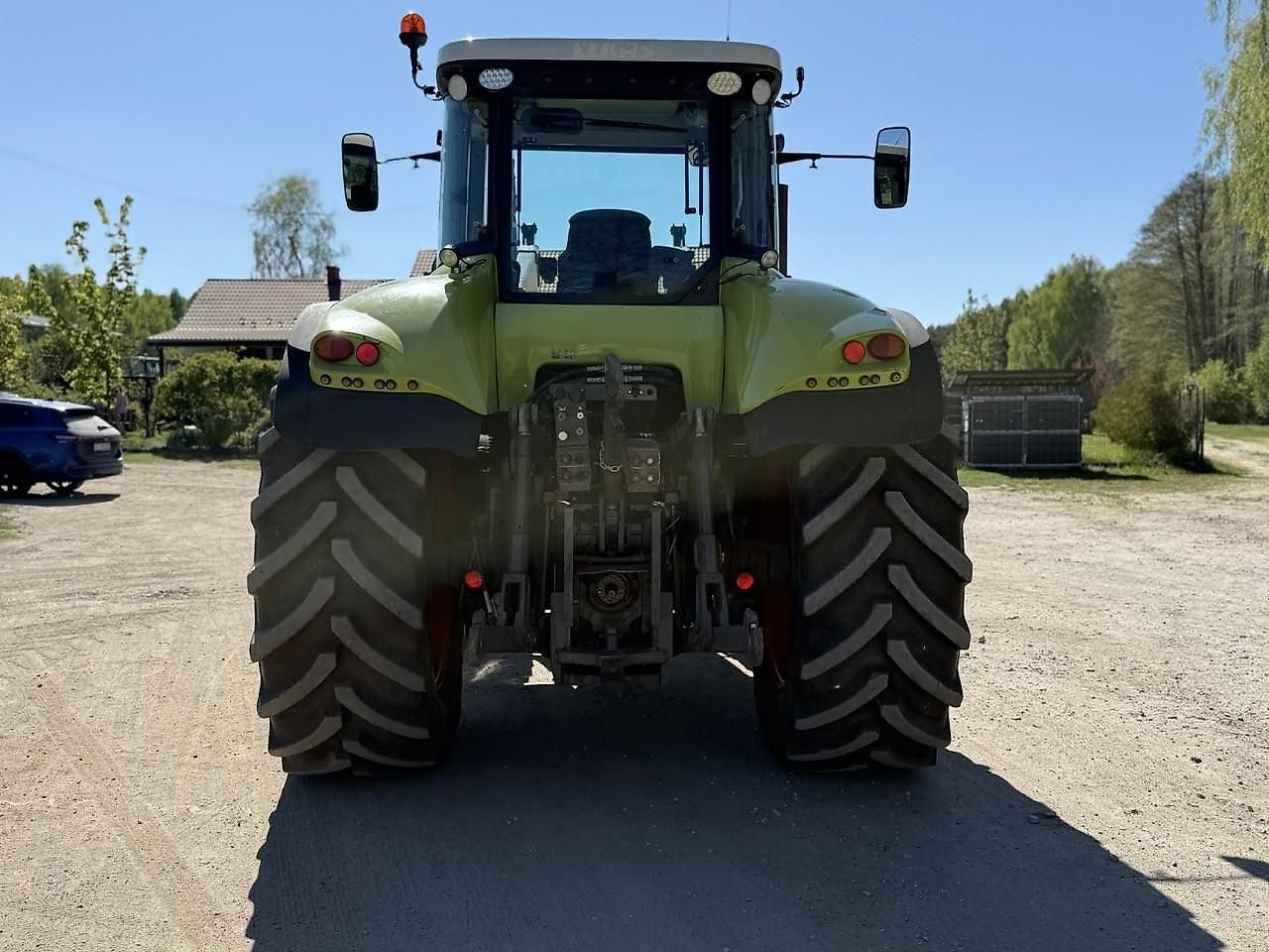 Tracteur Claas Axion 830