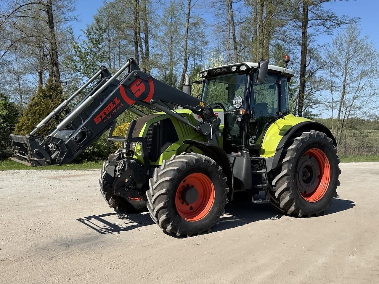 Tracteur Claas Axion 830