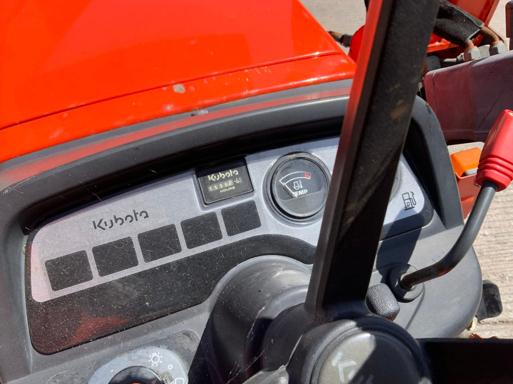 Tracteur Kubota BX2200 + Chargeur LA211