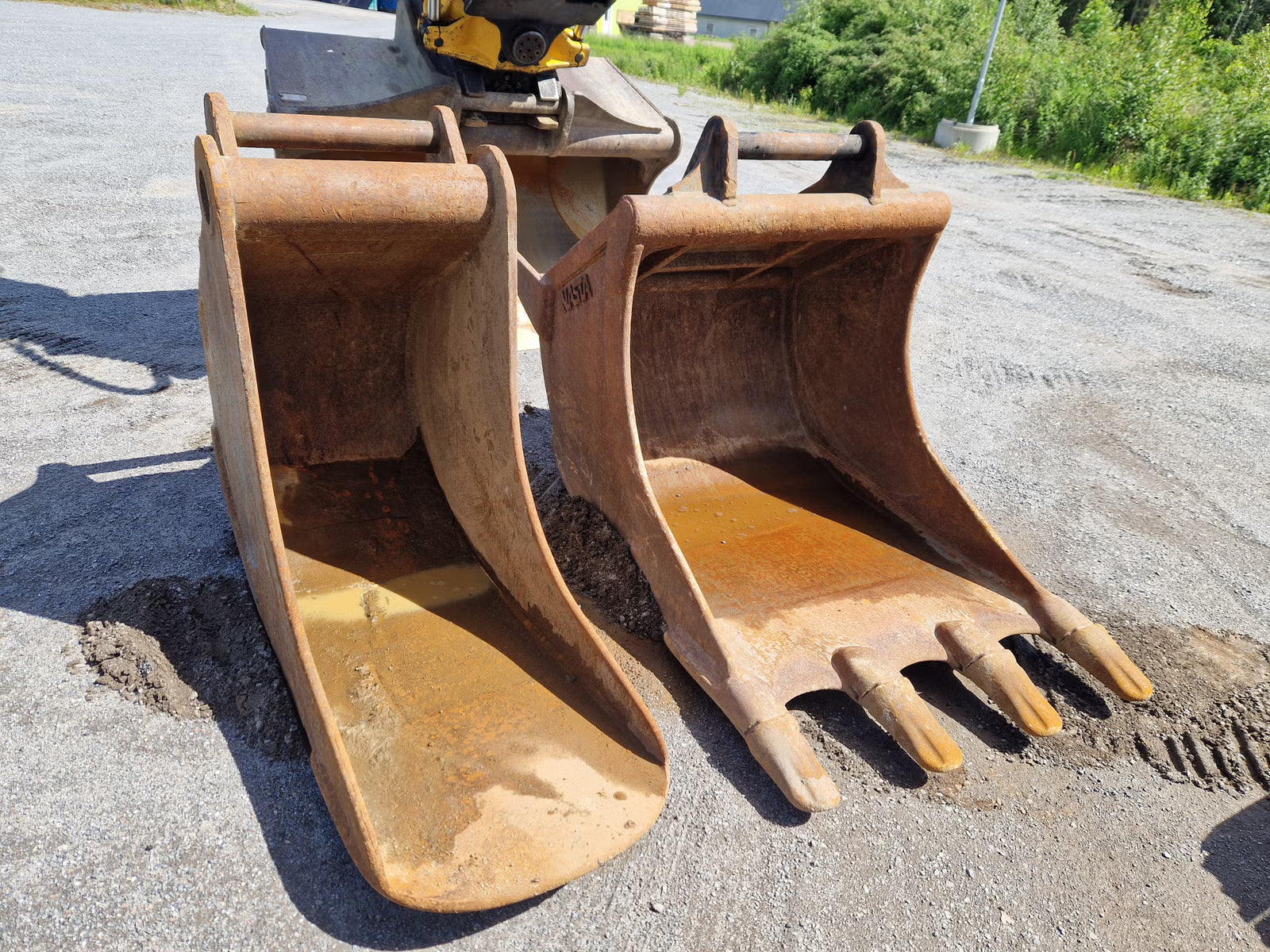 Pelle Hitachi ZX210LC-6