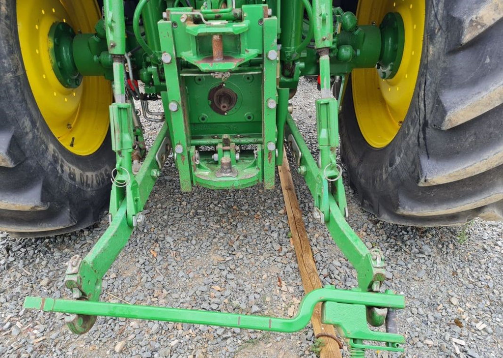 Tractor John Deere 6145R – 2015 – 4 320 horas