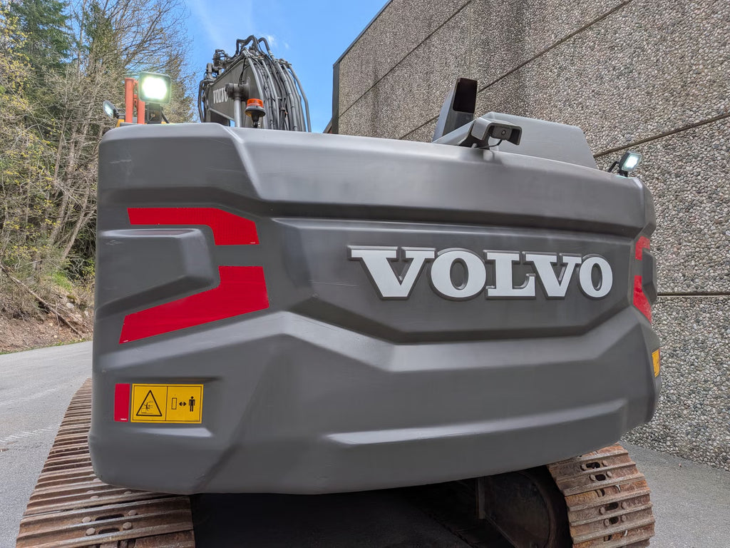 Pelle Volvo EC200E