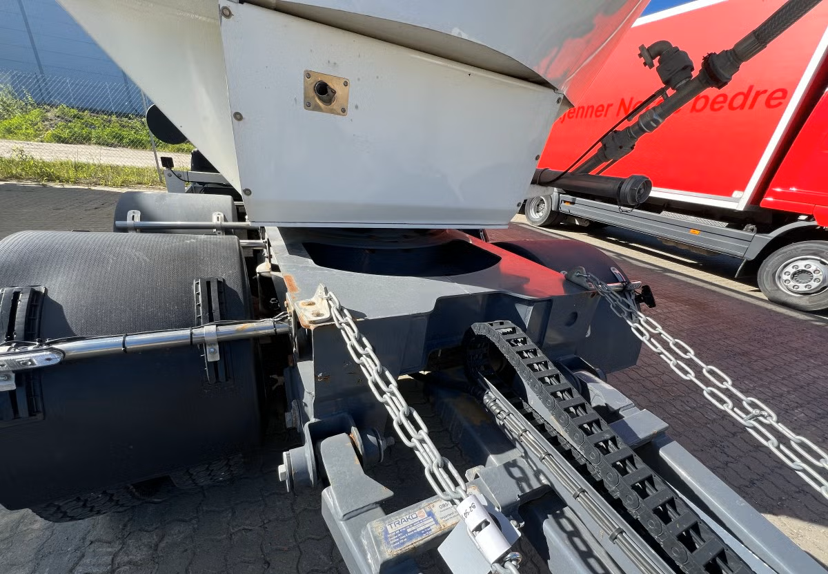 Semi-remorque vrac CMT41N 41 000 litres