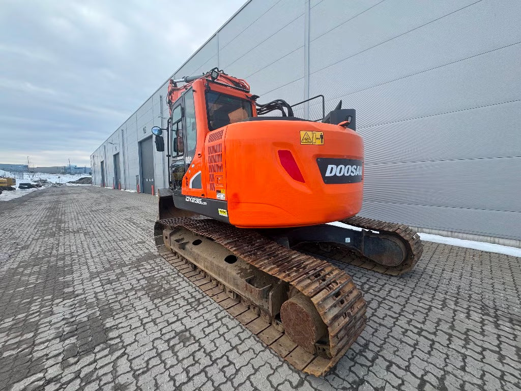 Pelle Doosan DX235LCR