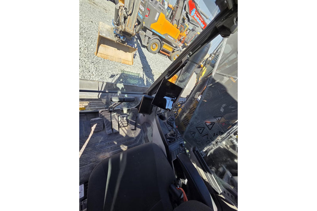 Pelle Volvo ECR145EL