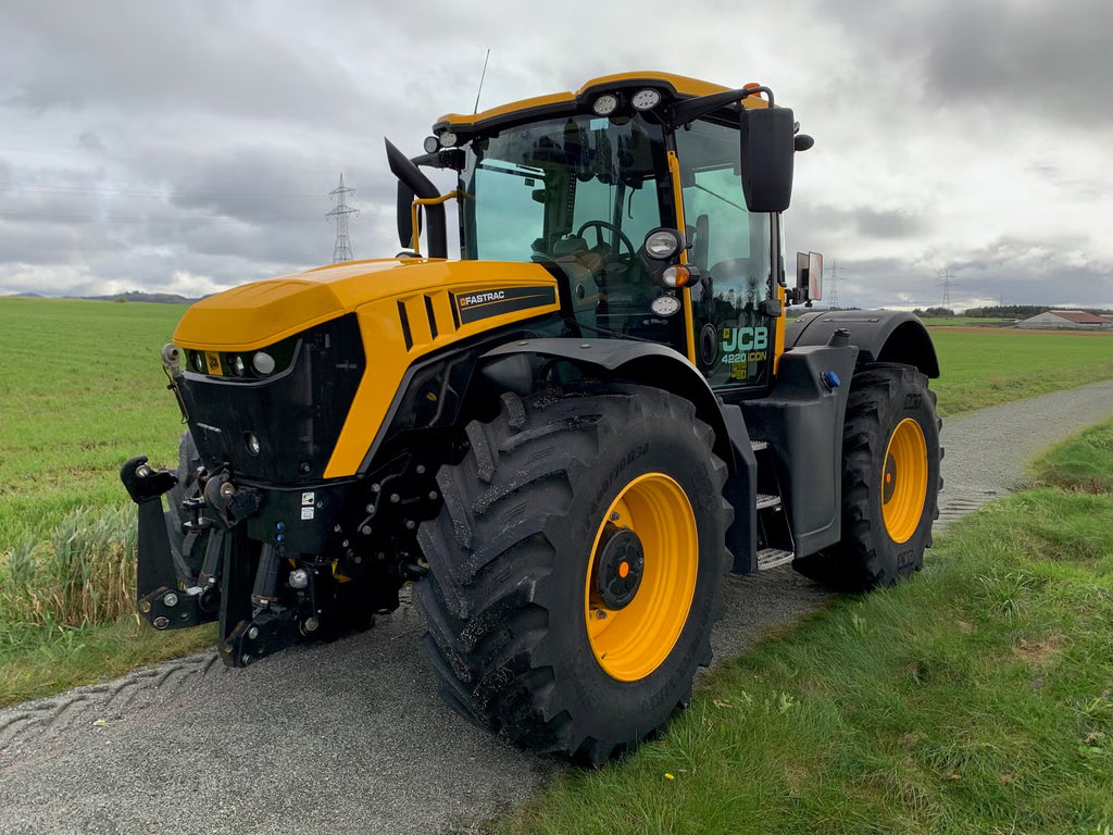 Tracteur JCB 4220