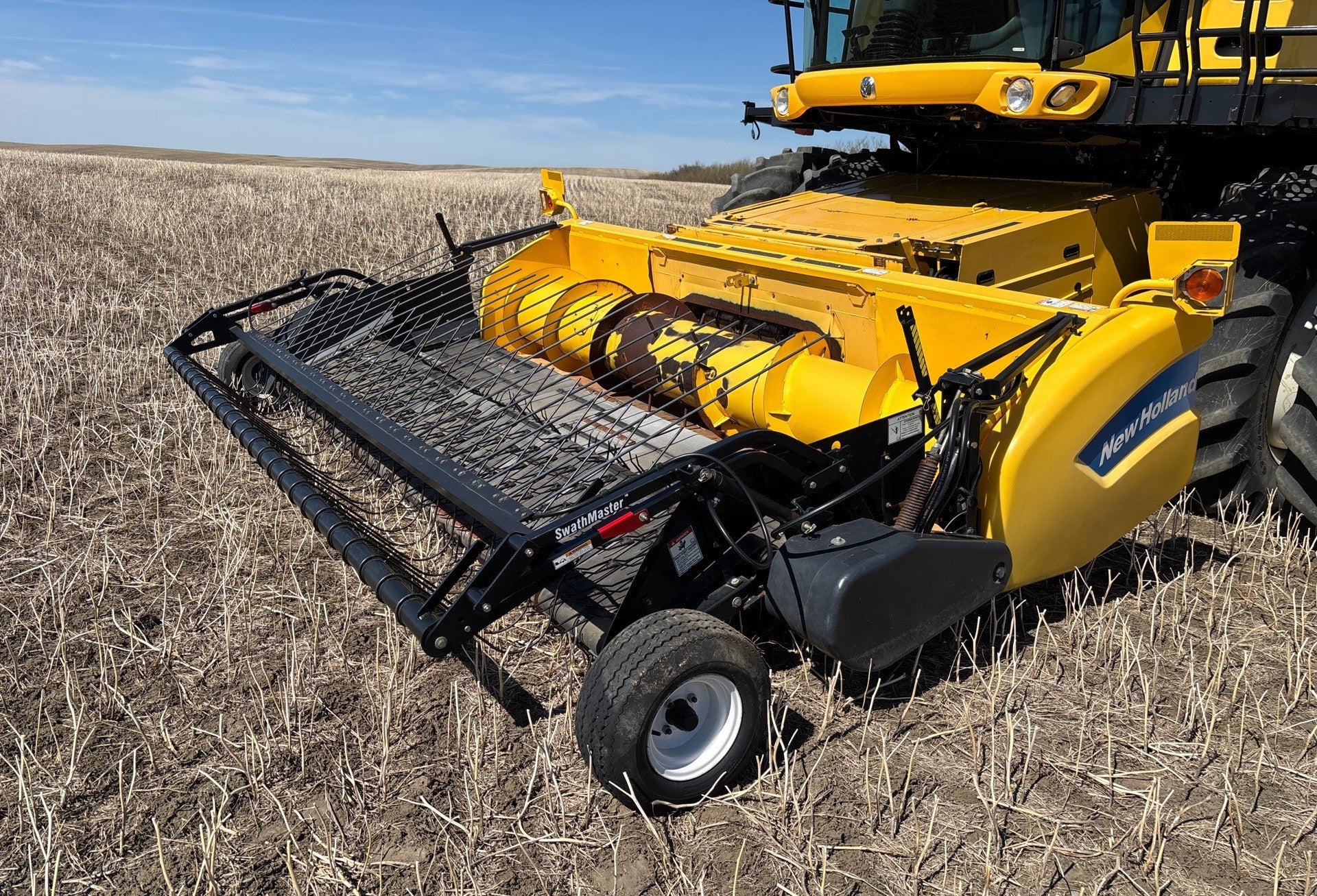 Moissonneuse-batteuse New Holland CR9080 4x4