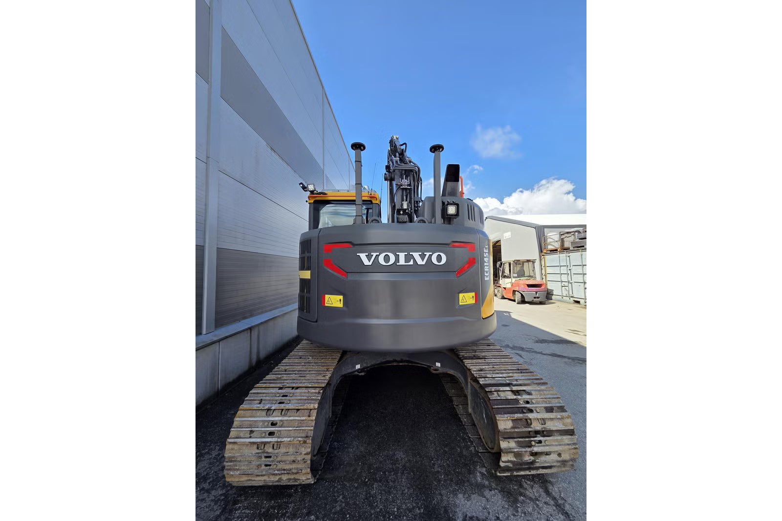 Pelle Volvo ECR145EL