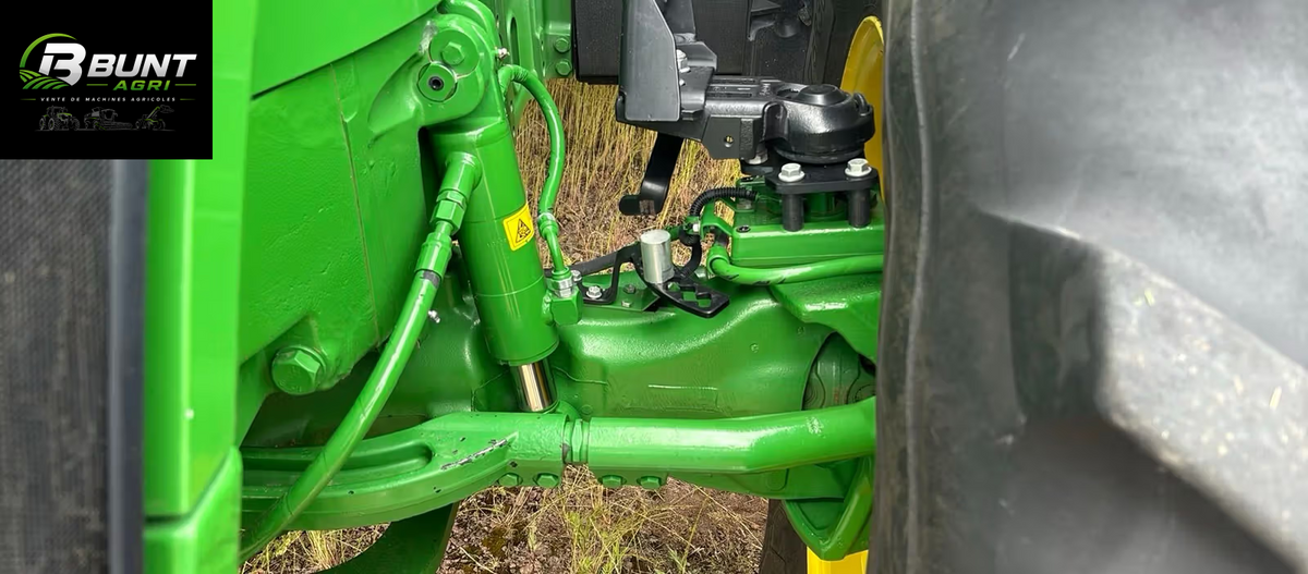 Trattore John Deere 7R 330 2023