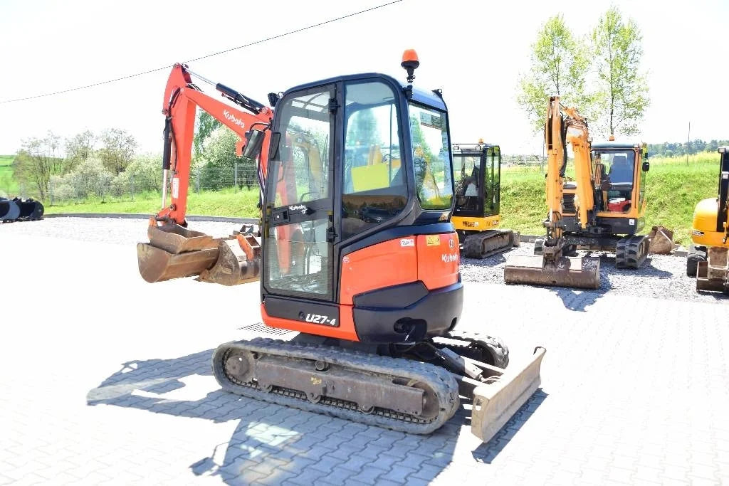 Mini Pelle Kubota U27-4 2,6 T+ 3 godets + Attache rapide