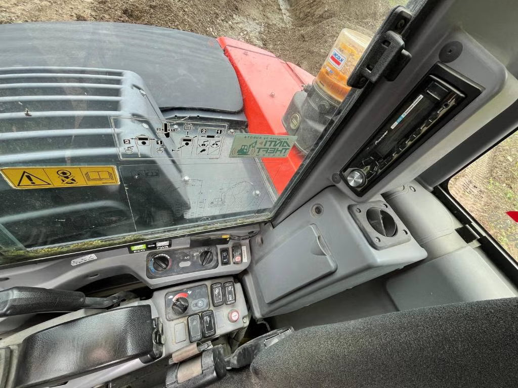 Pelle Kubota KX080-4 CX