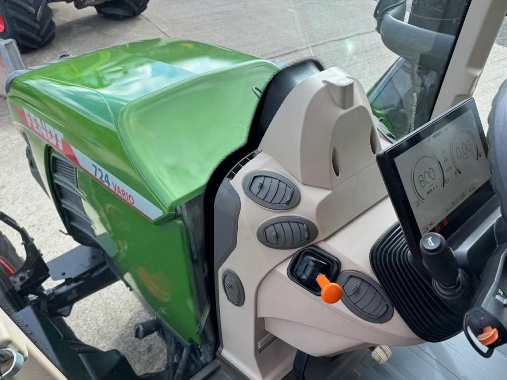 Tracteur Fendt 724 Profi Plus