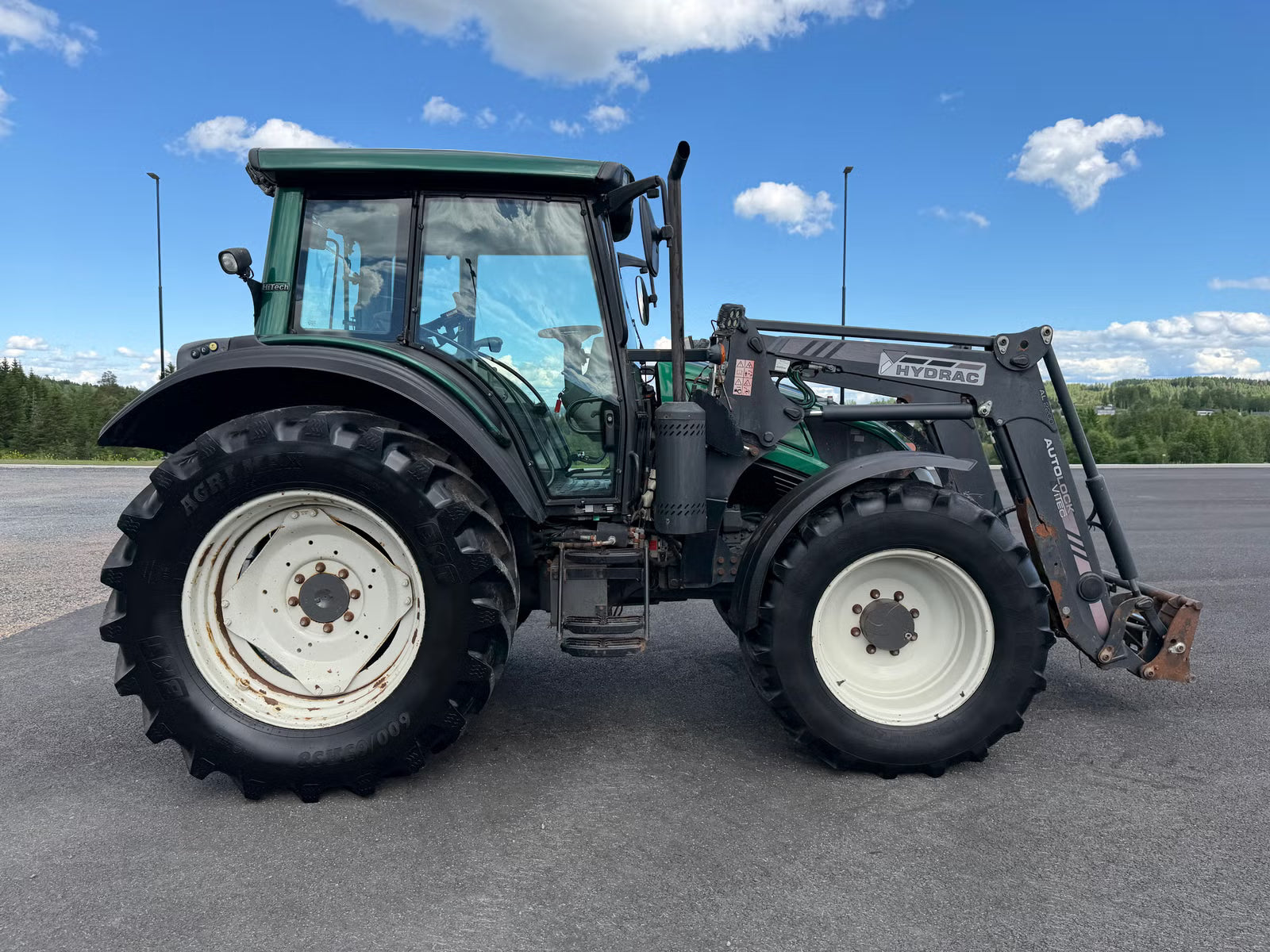 Tracteur Valtra N103