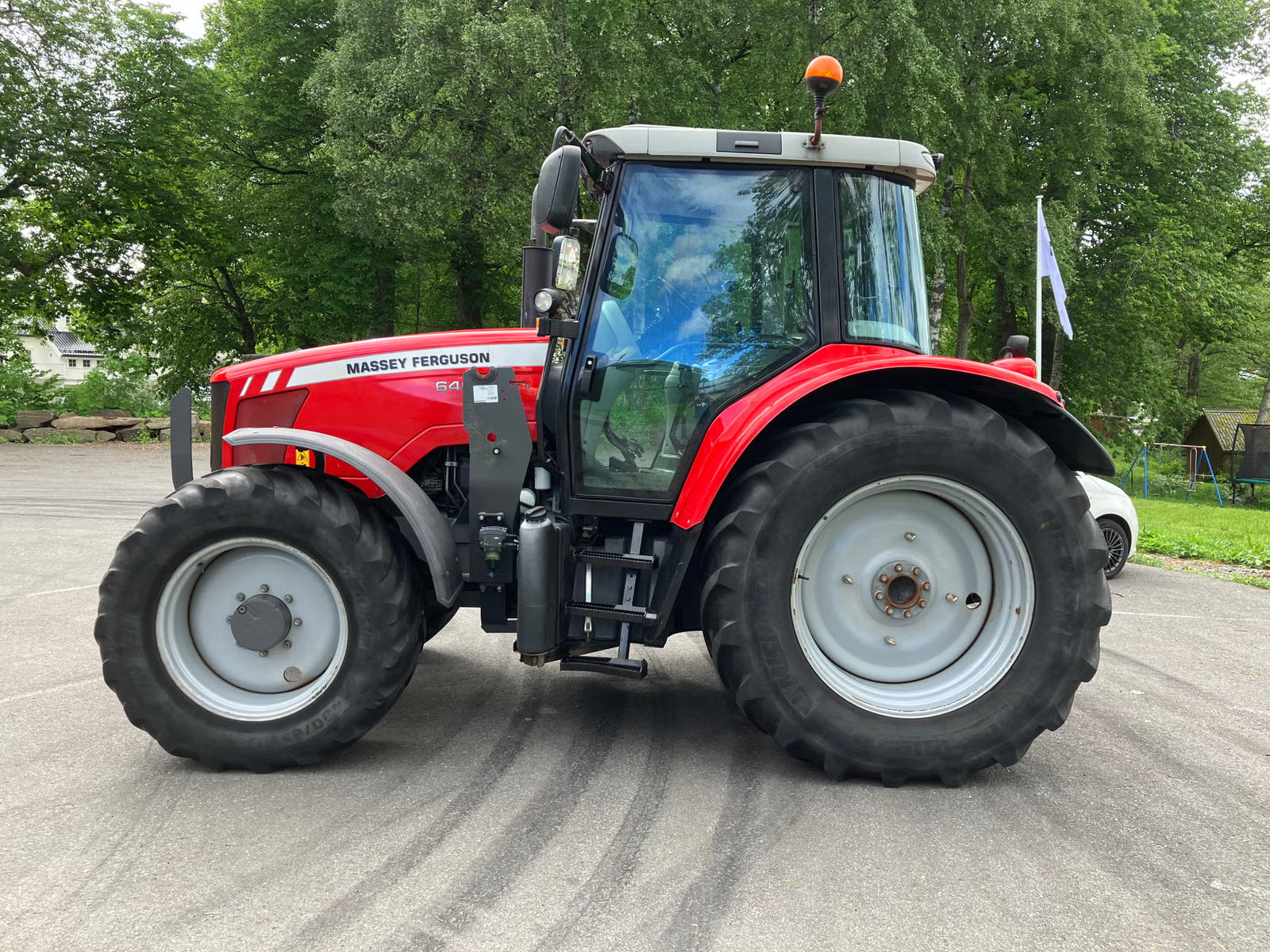 Trator Massey Ferguson 6460 Dyna-6
